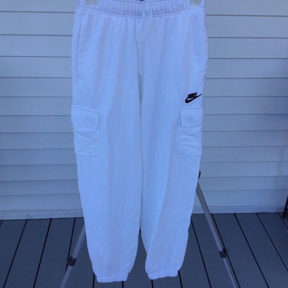 Women’s Nike White Sweatpants, 2 Side pockets with Snaps, XSmall - Picture 1 of 8